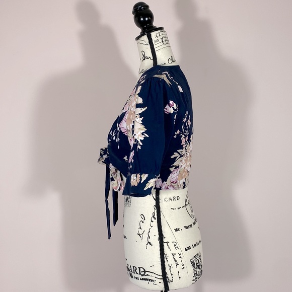 Majorelle Floral Tie-Front Crop Top - Picture 5 of 7